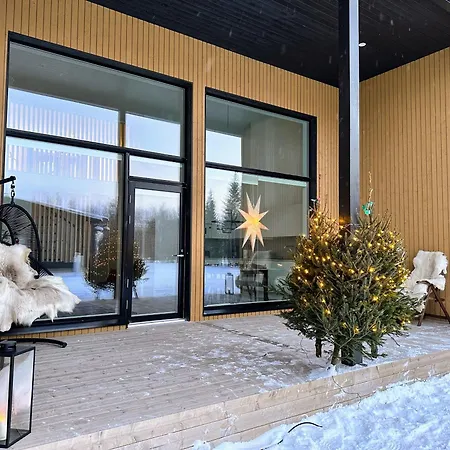 New 3 Bedroom Close To Arctic Circle *