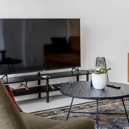 New 3 Bedroom Close To Arctic Circle Appartamento