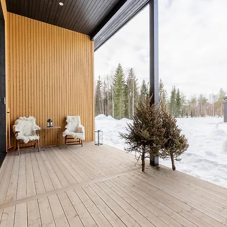 New 3 Bedroom Close To Arctic Circle