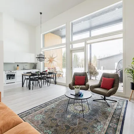 Апартаменты New 3 Bedroom Close To Arctic Circle